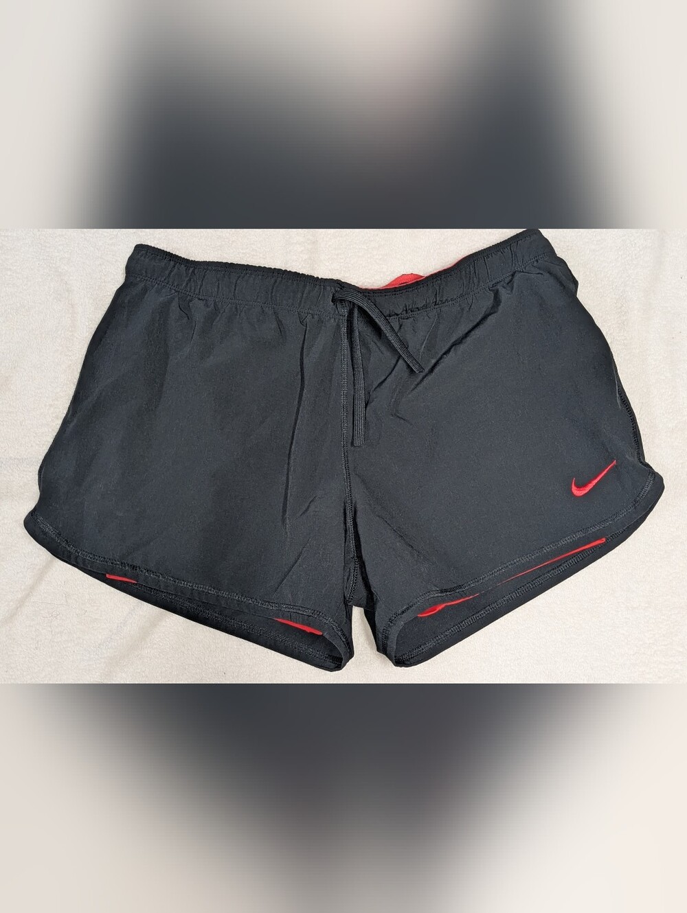 Nike Dri-Fit women's athletic running shorts in black w/ red spandex liners Sz M
